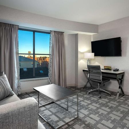 Hilton Garden Inn Portsmouth Downtown Ngoại thất bức ảnh