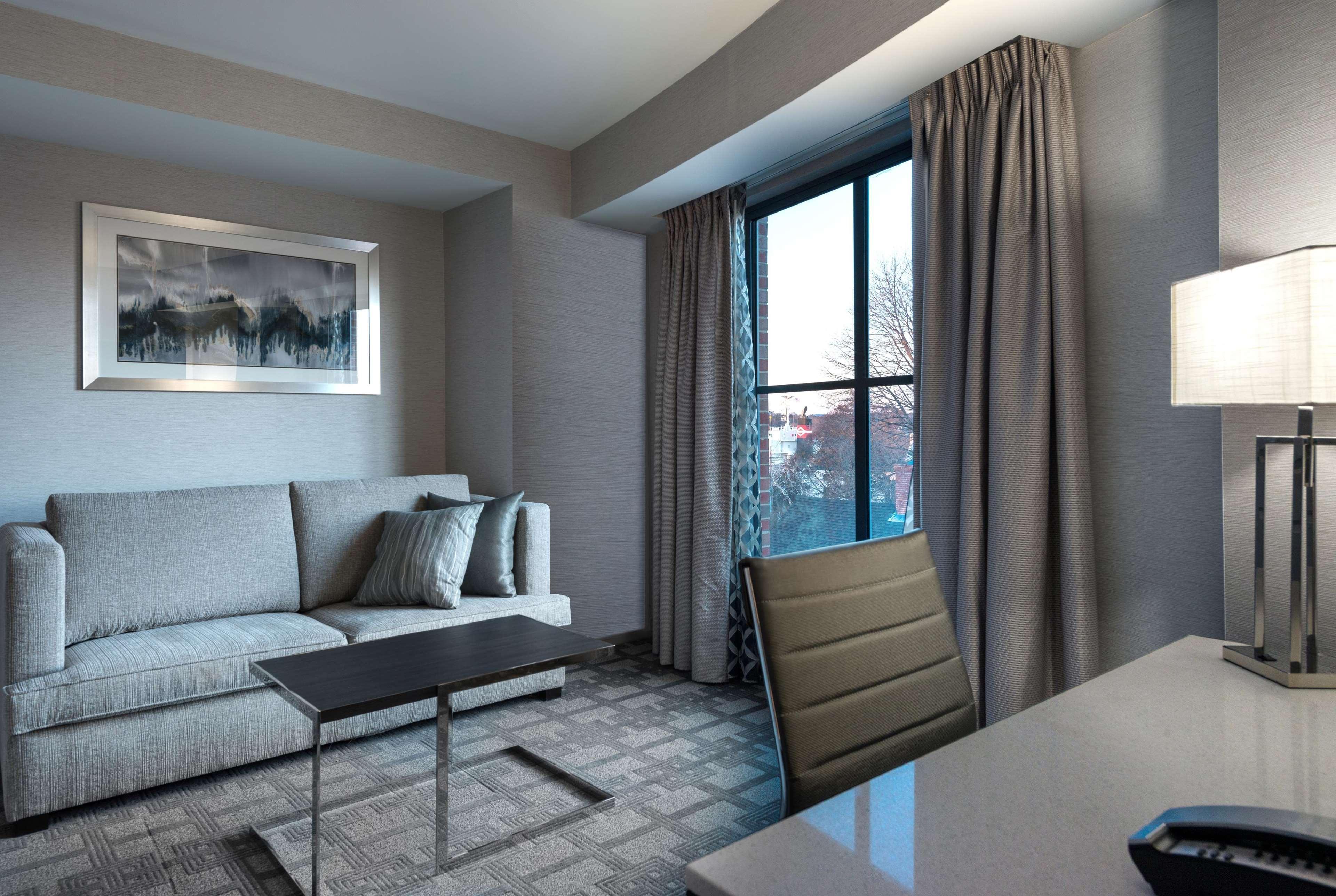 Hilton Garden Inn Portsmouth Downtown Ngoại thất bức ảnh