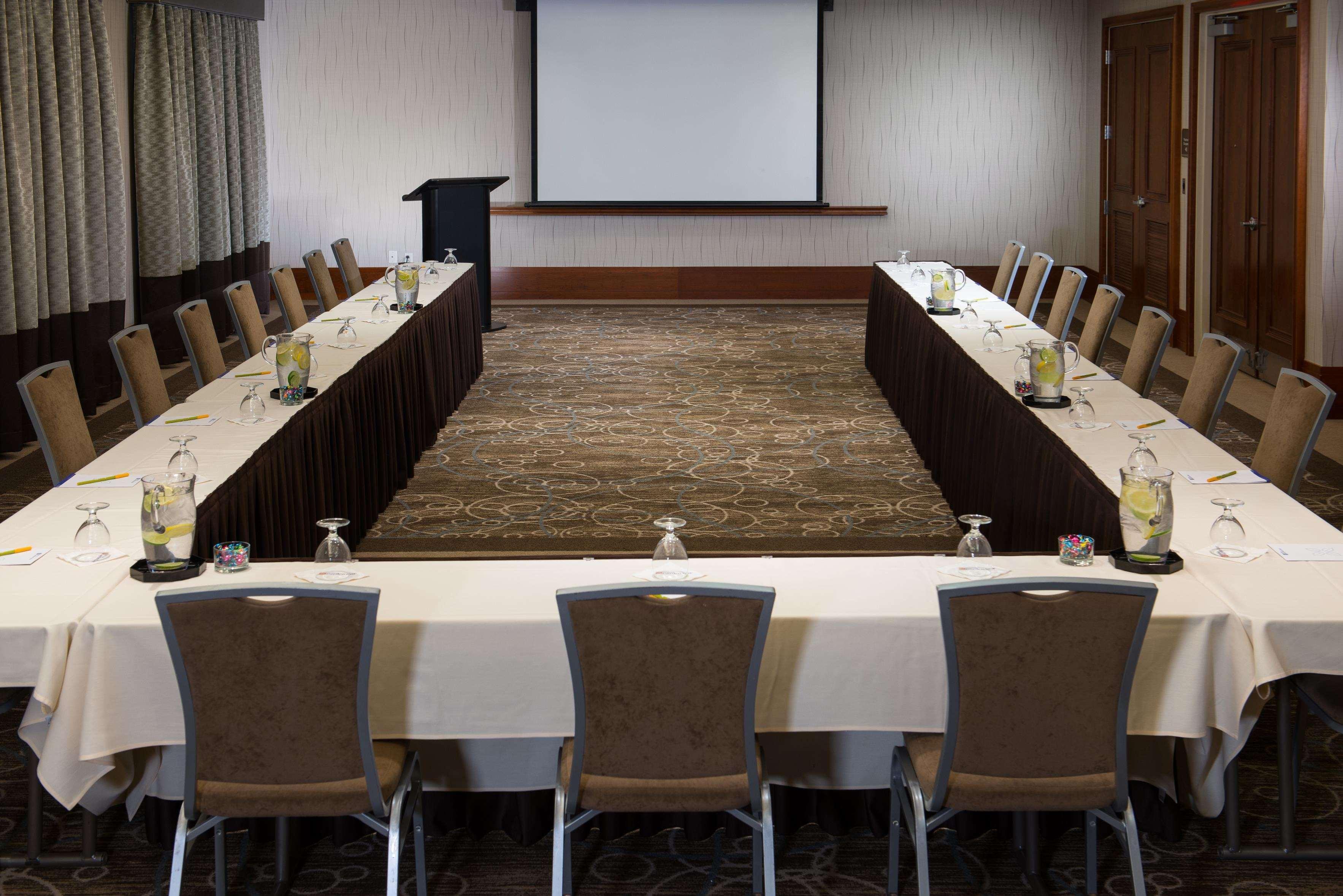 Hilton Garden Inn Portsmouth Downtown Ngoại thất bức ảnh