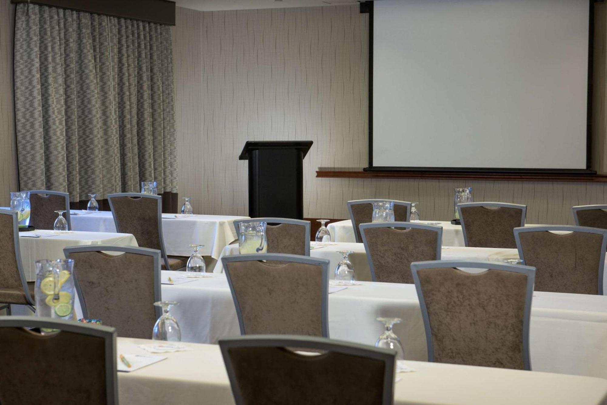 Hilton Garden Inn Portsmouth Downtown Ngoại thất bức ảnh