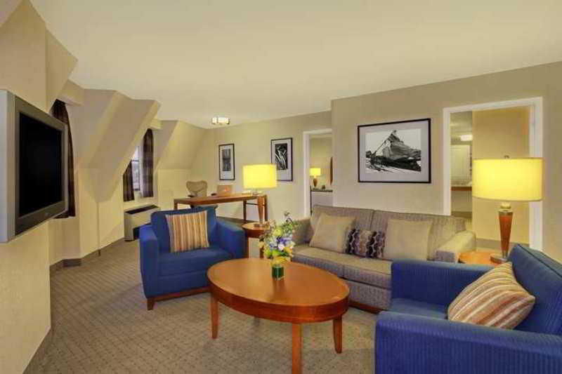 Hilton Garden Inn Portsmouth Downtown Phòng bức ảnh